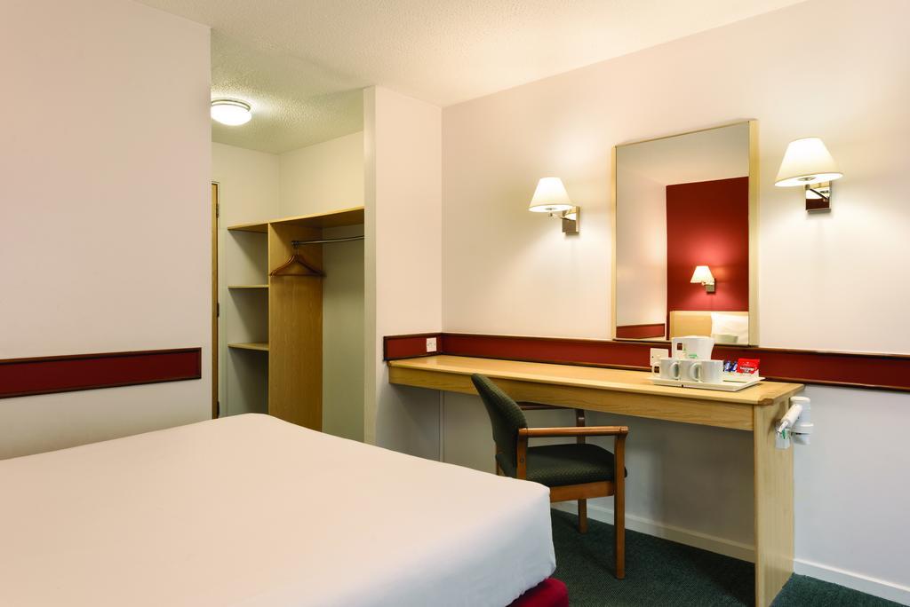 Days Inn Hotel Bradford - Leeds Brighouse Phòng bức ảnh